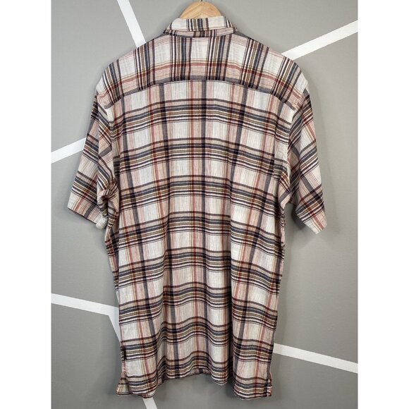 Patagonia Men’s XL A/C Lightweight Short Sleeve Shirt Plaid Crepe Pocket Button - Picture 2 of 16